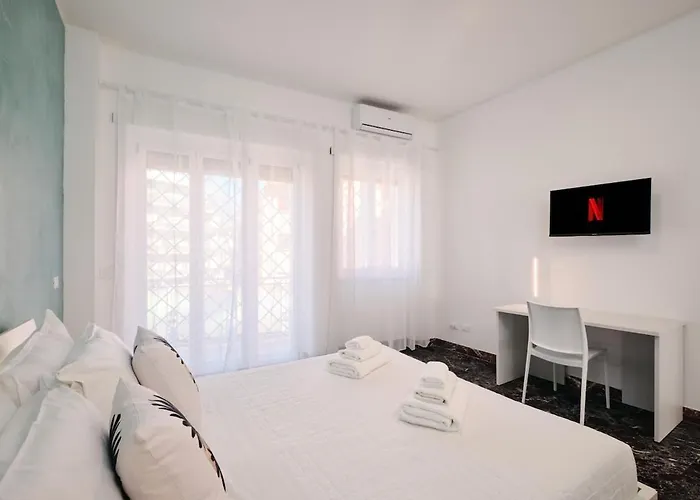 Ampio A 2 Passi Dal Centro Apartment *